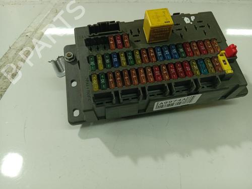 Fuse box ROVER 75 (RJ) 2.0 CDT | BP32530684E1
