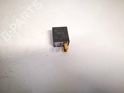Used Electronic sensor Electronic sensor TOYOTA AVENSIS (_T25_) 2.0 D-4D (ADT250_, ADT250R) (126 hp) 32606473 32606473