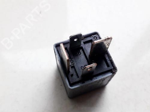 Electronic sensor SKODA ROOMSTER (5J7) 1.4 TDI | BP33527740M84 - Image 2