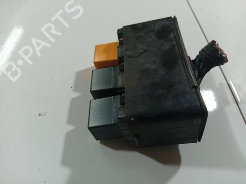 Fuse box OPEL FRONTERA B (U99) 2.2 DTI (6B_66, 6B_76) | BP32560279E1