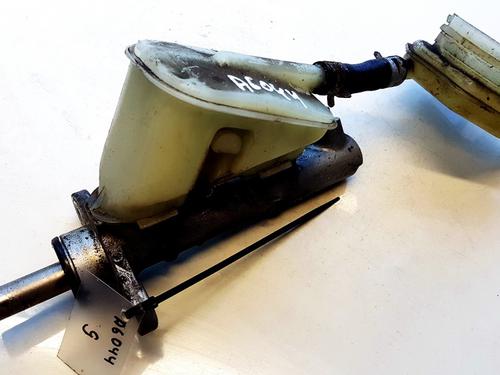 Used Brake master cylinder Brake master cylinder HONDA CIVIC VIII Hatchback (FN, FK) 1.8 (FN1, FK2) (140 hp) 35643753 35643753