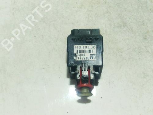 Used Electronic module Electronic module OPEL OMEGA B (V94) 2.5 DTI (F69, M69, P69) (150 hp) 35858109 35858109