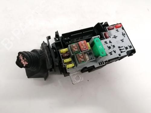Used Fuse box Fuse box OPEL MERIVA B MPV (S10) 1.7 CDTI (75) (100 hp) 33089833 33089833