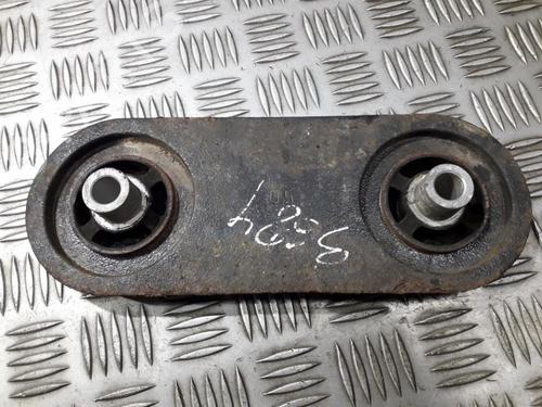 Used Engine mount Engine mount MERCEDES-BENZ C-CLASS (W203) C 180 Kompressor (203.046) (143 hp) 33498837 33498837