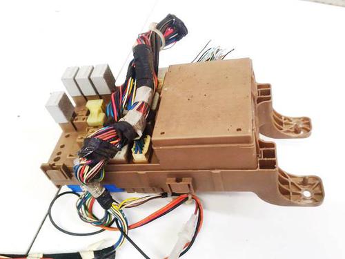 Used Fuse box Fuse box TOYOTA COROLLA Saloon (_E12_) 1.4 D-4D (NDE120_, NDE120R) (90 hp) 32617447 32617447