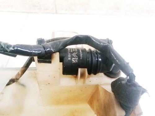 washer-pump-citroen-c5-iii-rd_-2008-2009-2010-2011-2012-2013-2014-2015-2016-2017-35348774 main image