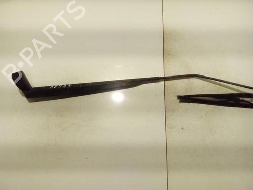 Used Front windshield wiper arm Front windshield wiper arm 33526280 33526280