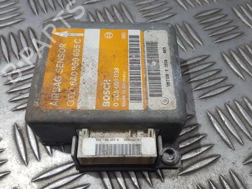 ecu-airbags-audi-a4-b5-8d2-1994-1995-1996-1997-1998-1999-2000-2001-33499523 main image