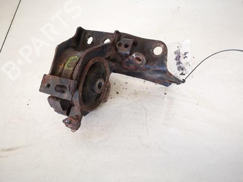 Used Engine mount Engine mount TOYOTA COROLLA Verso (ZER_, ZZE12_, R1_) 2.2 D-4D (AUR10_, AUR10R) (136 hp) 32913779 32913779