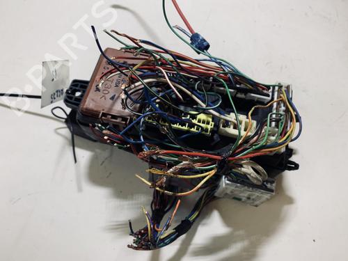 Fuse box MITSUBISHI SPACE STAR MPV (DG_A) 1.9 DI-D (DG4A) | BP33073561E1 - Image 3
