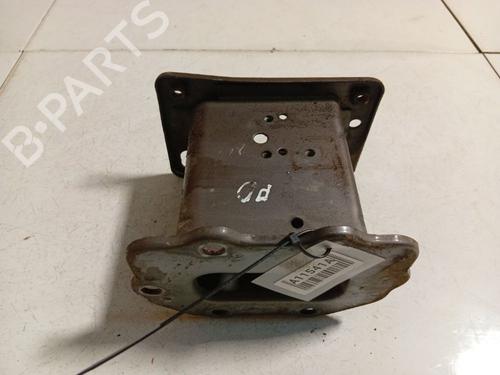Used Front bumper reinforcement Front bumper reinforcement 37285871 37285871