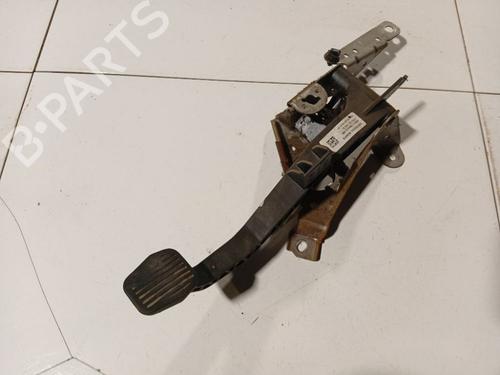 Used Clutch pedal Clutch pedal 34910391 34910391