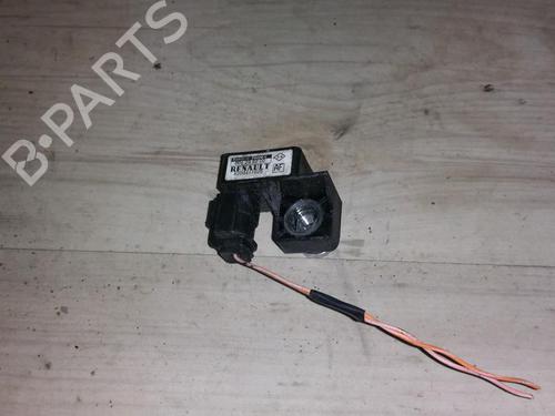 Used Electronic module Electronic module RENAULT MEGANE II (BM0/1_, CM0/1_) 1.5 dCi (BM1E, CM1E) (106 hp) 33480662 33480662