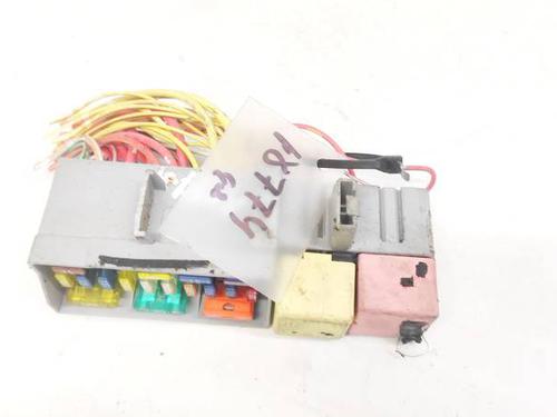 fuse-box-renault-scenic-ii-jm01_-2003-2004-2005-2006-2007-2008-2009-2010-32931340 main image