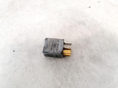 Used Electronic sensor Electronic sensor TOYOTA COROLLA Saloon (_E12_) 1.4 D-4D (NDE120_, NDE120R) (90 hp) 32876727 32876727