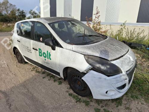 Brugte RENAULT SCÉNIC III (JZ0/1_) 1.5 dCi (110 hp) 4442728