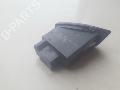 Warning switch AUDI A4 B8 (8K2) 2.0 TDI | BP35850039I22 - Image 2
