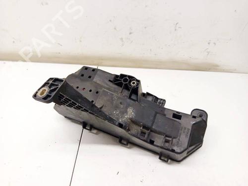 Used Fuse box Fuse box VOLVO S60 I (384) 2.4 (140 hp) 32971128 32971128