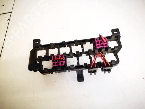 Used Fuse box VW GOLF IV (1J1) 1.9 TDI (90 hp) 32576878