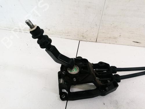 Selector da caixa Selector da caixa TOYOTA AVENSIS (_T25_) 2.2 D-4D (ADT251_, ADT251R) (150 hp) 35424053 35424053