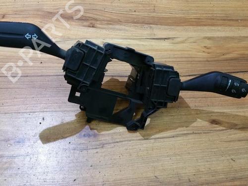 Used Warning switch Warning switch FORD FOCUS II (DA_, HCP, DP) 1.6 (100 hp) 35647107 35647107