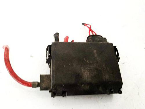 Used Fuse box Fuse box 39632194 39632194