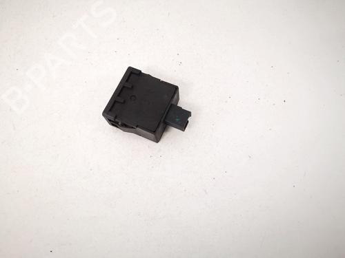 Switch PEUGEOT 407 (6D_) 2.0 HDi 135 (6DRHRH, 6DRHRE, 6DRHRG, 6DRHRJ) | BP35446012I30 - Image 2