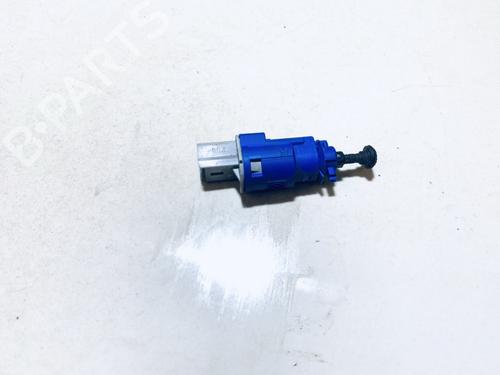 Used Electronic module Electronic module RENAULT CLIO III (BR0/1, CR0/1) 1.2 16V (BR02, BR0J, BR11, CR02, CR0J, CR11) (75 hp) 35572775 35572775