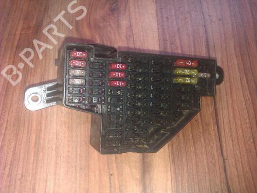 fuse-box-vw-golf-vi-5k1-2008-2009-2010-2011-2012-2013-2014-33502447 main image