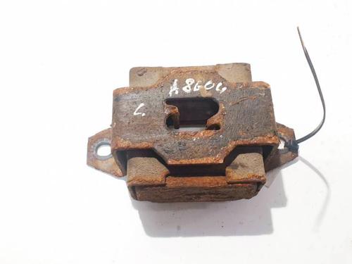 Used Engine mount Engine mount MAZDA 3 (BL) 1.6 MZ-CD (BL14) (109 hp) 32926404 32926404