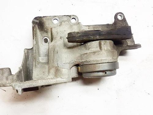 Used Engine mount Engine mount RENAULT KOLEOS I (HY_) 2.0 dCi (HY0K) (150 hp) 33101838 33101838