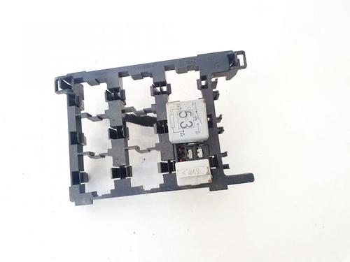 fuse-box-vw-touran-1t1-1t2-2003-2004-2005-2006-2007-2008-2009-2010-2011-32913129 main image