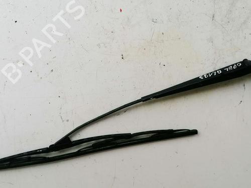 Used Front windshield wiper arm Front windshield wiper arm OPEL ZAFIRA A MPV (T98) 2.0 DI 16V (F75) (82 hp) 33069300 33069300