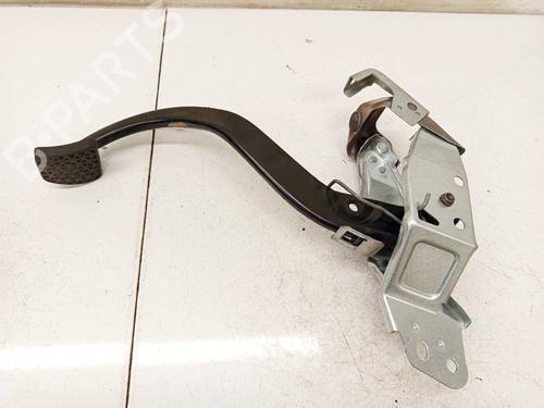Used Clutch pedal Clutch pedal 36826977 36826977
