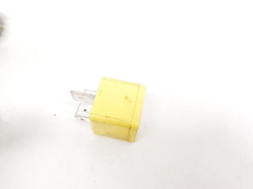 Electronic sensor OPEL VECTRA C (Z02) 2.2 DTI 16V (F69) | BP33083559M84 - Image 3