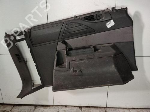 Høyre frontpanel Høyre frontpanel PEUGEOT 807 (EB_) 2.2 HDi (128 hp) 34980259 34980259