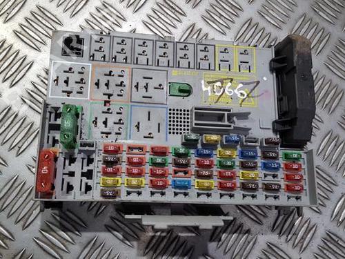 Used Fuse box Fuse box OPEL ASTRA G Hatchback (T98) 2.0 DTI 16V (F08, F48) (101 hp) 33497237 33497237