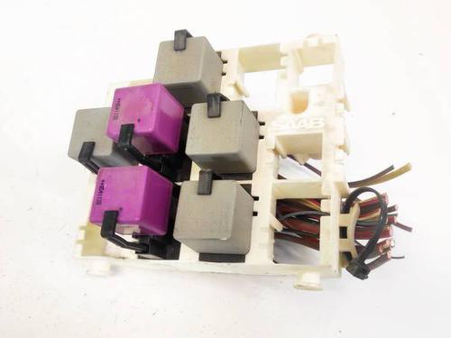 Used Fuse box SAAB 9-5 Estate (YS3E) 1.9 TiD (150 hp) 32967450