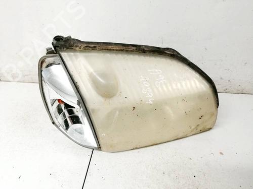 Used Right headlight Right headlight NISSAN X-TRAIL I (T30) 2.2 Di 4x4 (114 hp) 35144028 35144028
