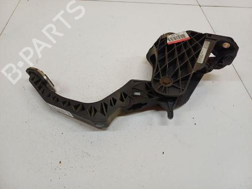 Pedal embraiagem Pedal embraiagem 34741816 34741816