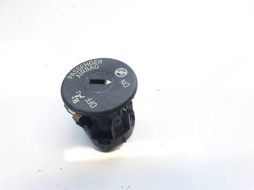 BP32588961I30 main image