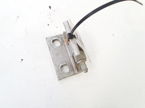 hingedoor-check-strap-volvo-s60-i-384-2000-2001-2002-2003-2004-2005-2006-2007-2008-2009-2010-32906760 main image