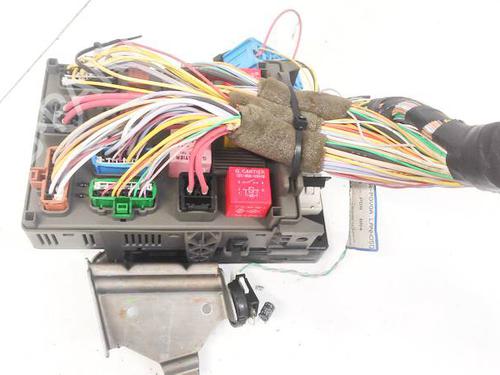 Used Fuse box Fuse box RENAULT ESPACE IV (JK0/1_) 1.9 dCi (JK0U) (116 hp) 32931326 32931326