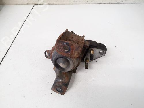 Used Engine mount Engine mount TOYOTA MATRIX (_E13_) 1.8 VVTi (ZZE132, ZZE134) (132 hp) 32899148 32899148