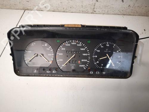 Used Instrument cluster Instrument cluster VW PASSAT B3/B4 Variant (3A5, 35I) 1.9 D (68 hp) 34804931 34804931