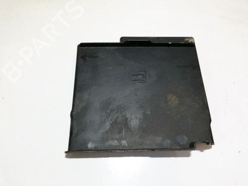 fuse-box-peugeot-607-9d-9u-2000-33502896 main image