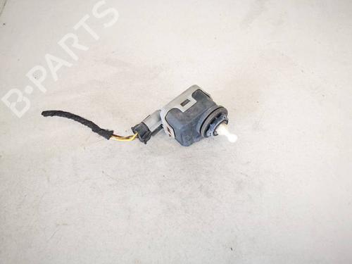 Used Headlight adjuster motor Headlight adjuster motor OPEL ASTRA G Hatchback (T98) 1.6 16V (F08, F48) (101 hp) 35257662 35257662
