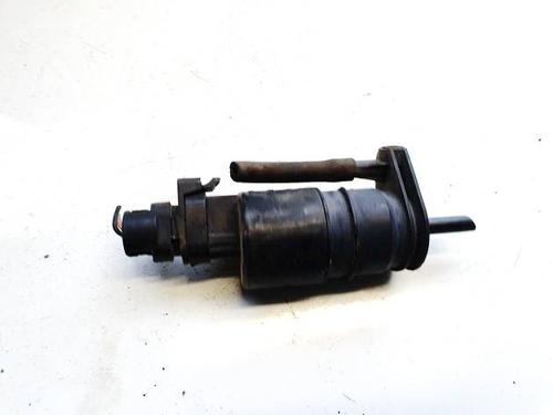 washer-pump-vw-passat-b7-362-2010-2011-2012-2013-2014-2015-2016-34879486 main image
