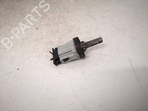 Used Electronic module Electronic module VW TOURAN (1T1, 1T2) 1.9 TDI (100 hp) 40029146 40029146