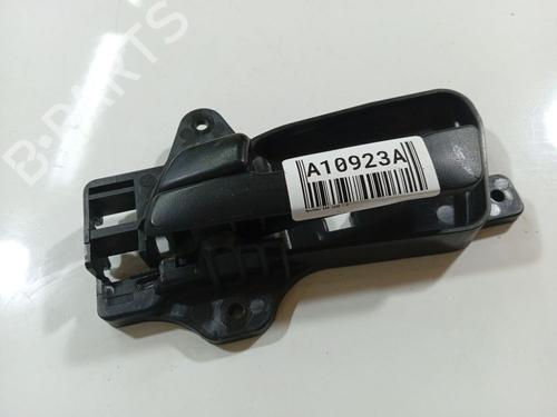 front-left-interior-door-handle-hyundai-i30-fd-2007-2008-2009-2010-2011-2012-34893342 main image
